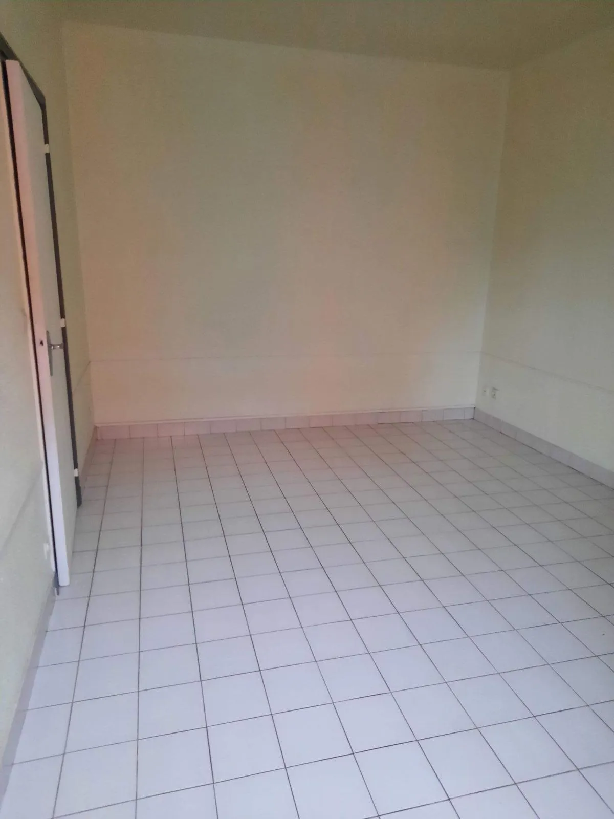 Location Vénissieux Appartement 685d9524e9a05