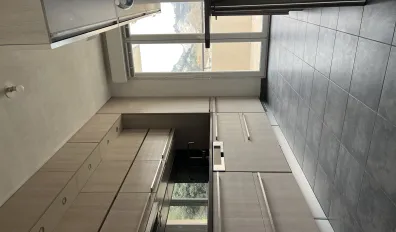 miniatureLocation Saint-André-de-la-Roche Appartement 68600f27e4f52
