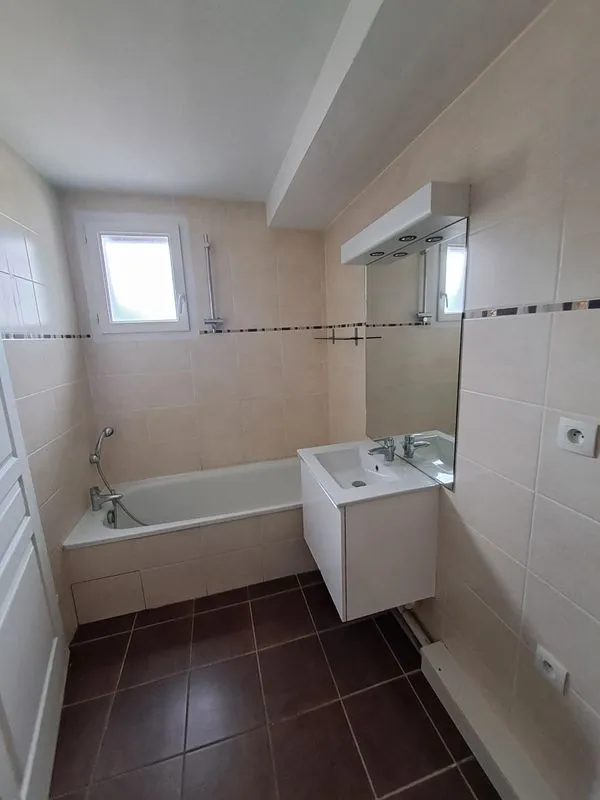 Location Grenoble Appartement 686255cb32d63