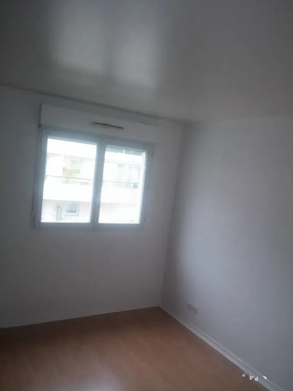Location Rosny-sous-Bois Appartement 6862989513071