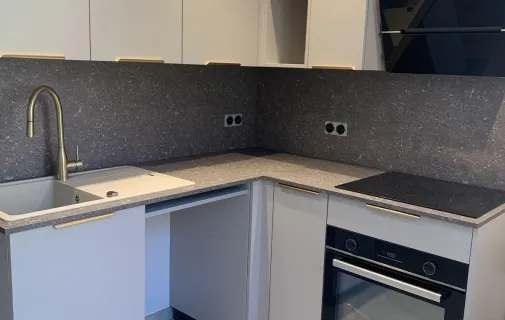 Location Malemort-du-Comtat Maison 68644eb6b42b