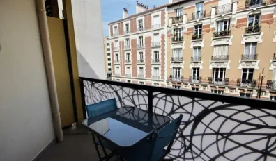 Location Courbevoie Appartement 6864f5d4e6fb