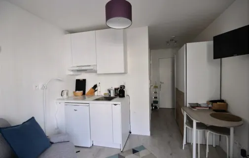 Location Courbevoie Appartement 6864f5d4e6fb