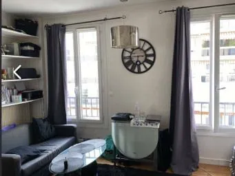 Location Neuilly-sur-Seine Appartement 686507a6cea9