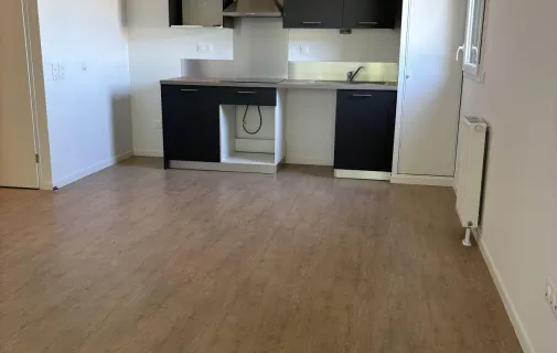 Location Douvres-la-Délivrande Appartement 6866df99074a
