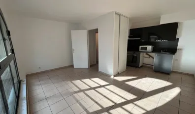 miniatureLocation Courbevoie Appartement 6867a400ec7d2