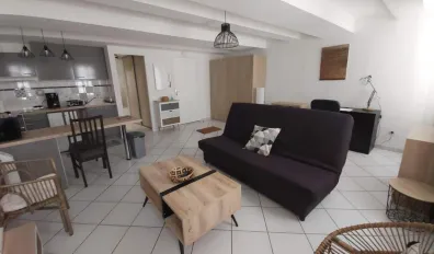 miniatureLocation Toulon Appartement 6867aab972652