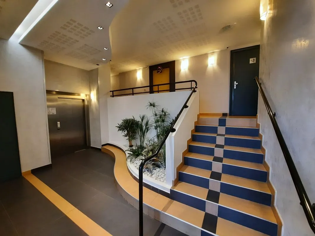Location Asnières-sur-Seine Appartement 6867e68df2c01