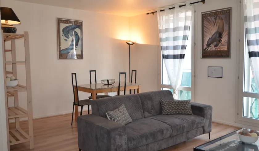 Location Montigny-le-Bretonneux Appartement 686b81d1d9731