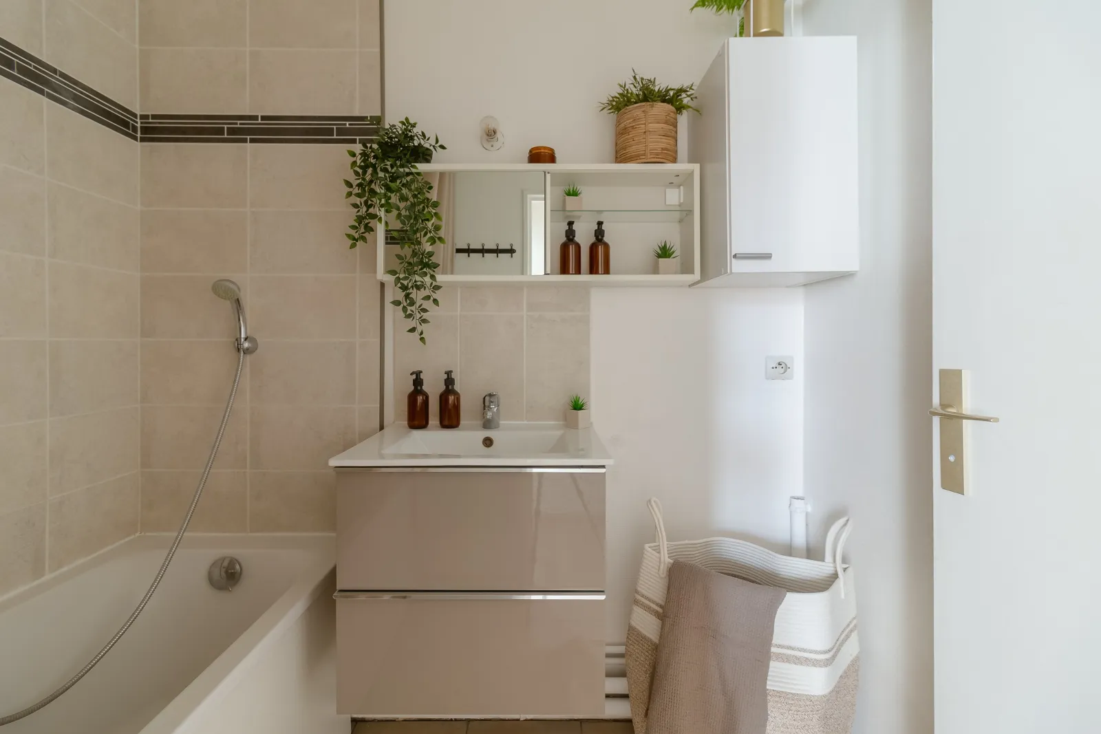 Location Montigny-le-Bretonneux Appartement 686b81d1d9734