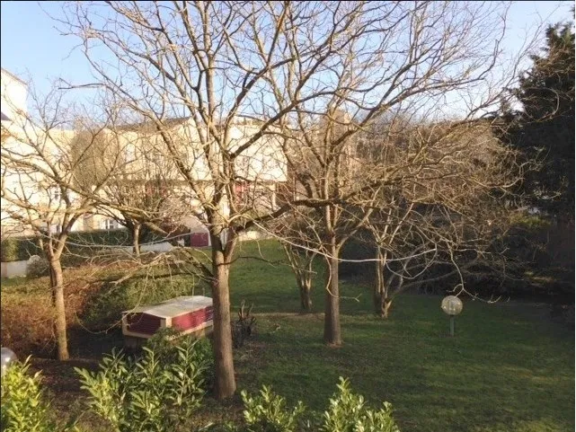 Location Montigny-le-Bretonneux Appartement 686b81d1d9736