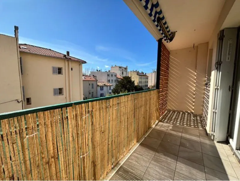 Location Toulon Appartement 686b9e218ae23