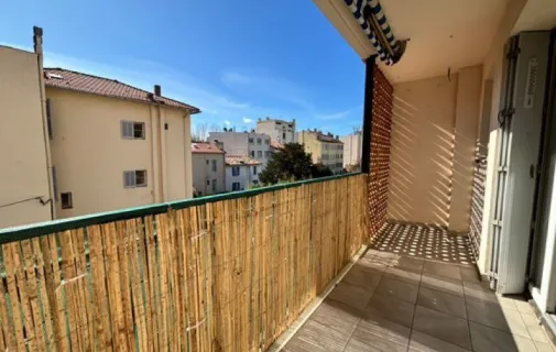 Location Toulon Appartement 686b9e218ae2