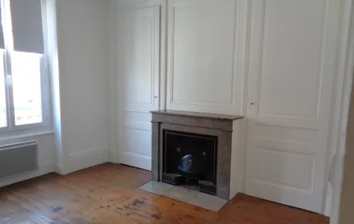 Location Lyon Appartement 686bf0f85ab7