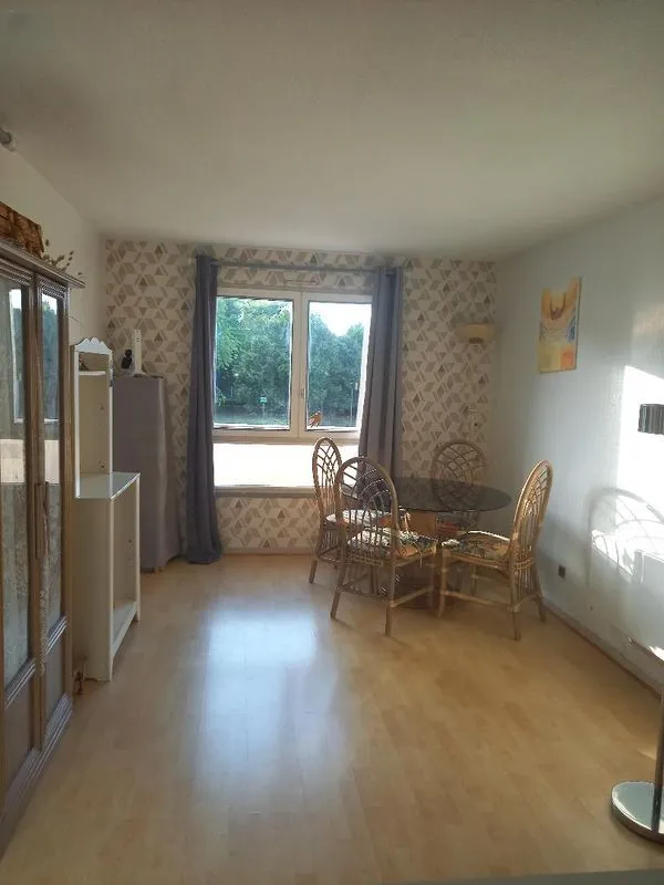Location Montigny-le-Bretonneux Appartement 686cd5ef8c5e