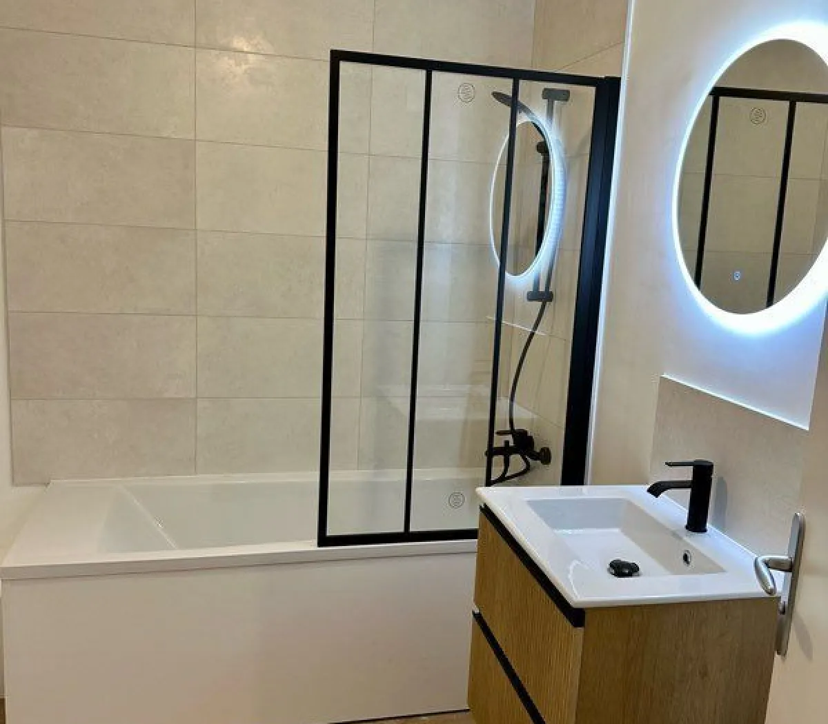 Location Rueil-Malmaison Appartement 686cd8b1b732