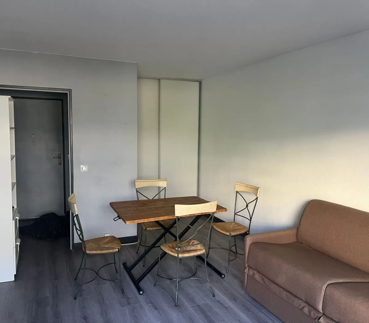 Location Bordeaux Appartement 686cdb8bea91