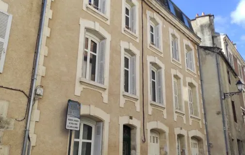 Location Poitiers Appartement 686ce2285b5a