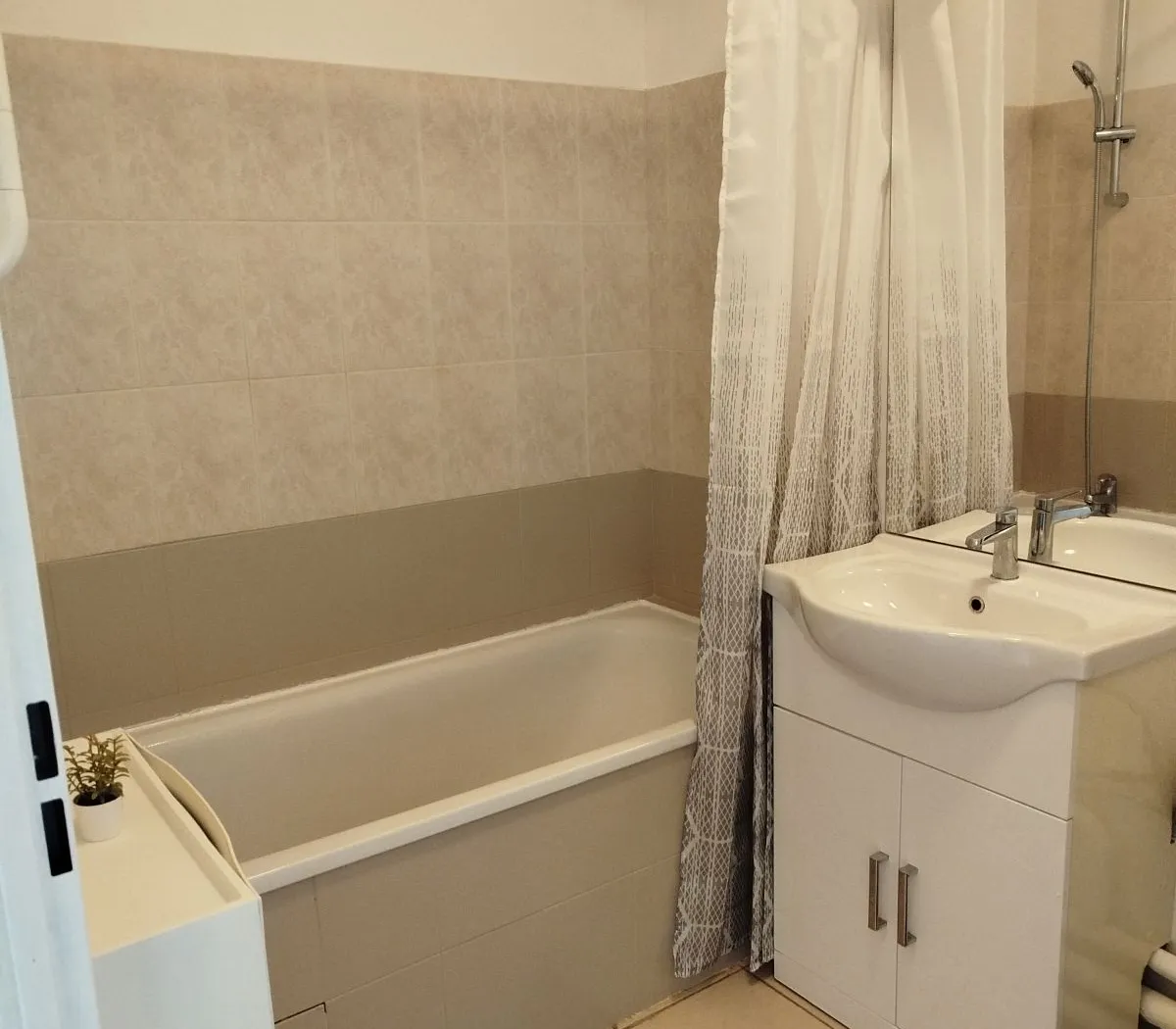 Location Grenoble Appartement 686d6eb2e0f4