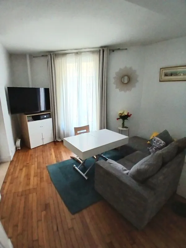Location Asnières-sur-Seine Appartement 686e64b76c06