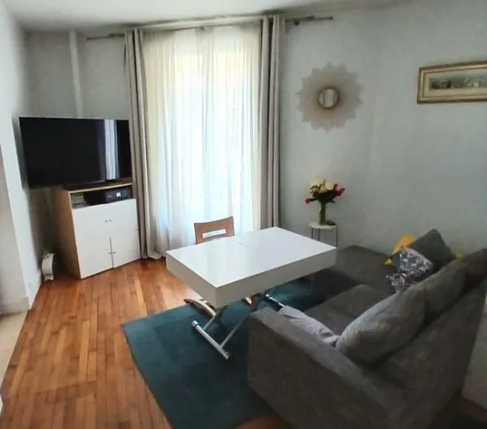 Location Asnières-sur-Seine Appartement 686e64b76c06