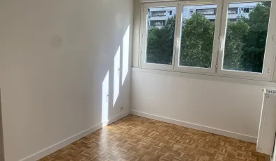 Location Courbevoie Appartement 686ea1fa1c1b