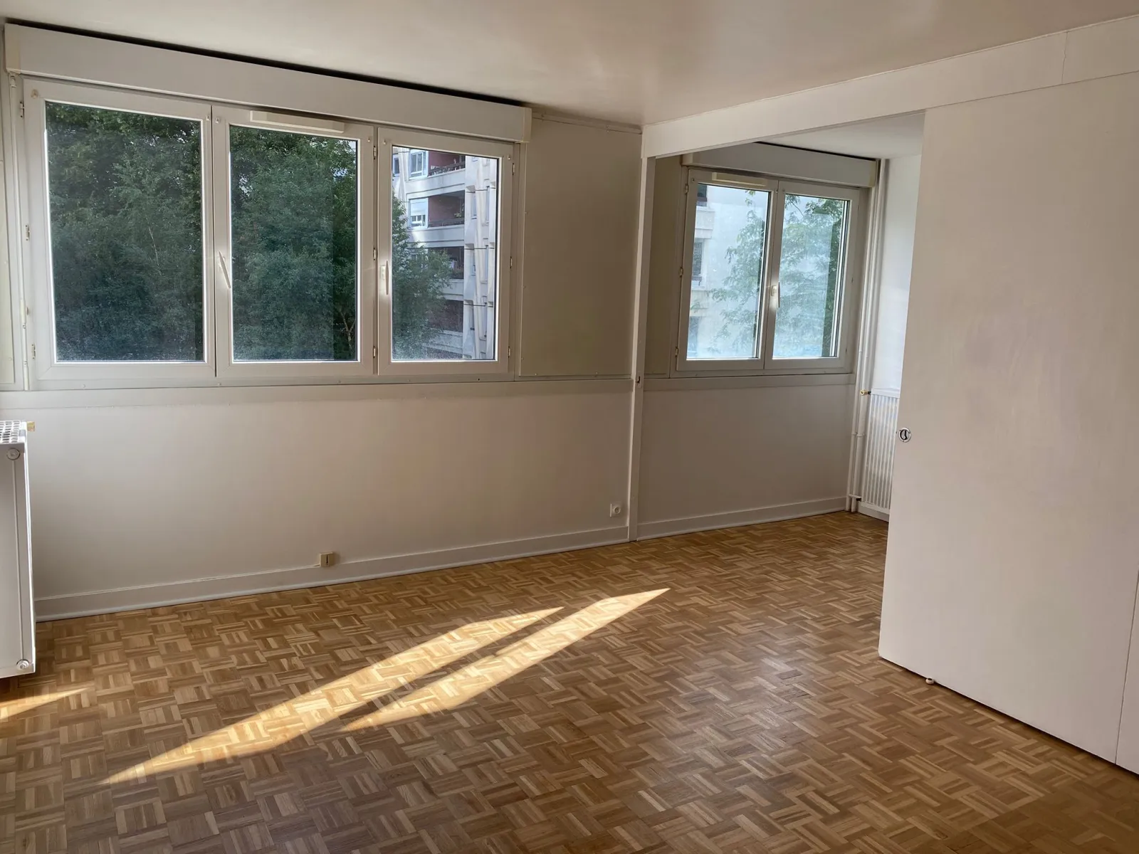 Location Courbevoie Appartement 686ea1fa1c1b
