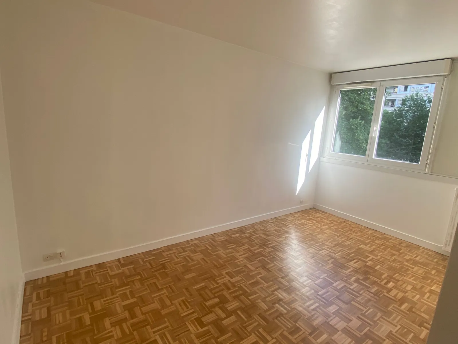 Location Courbevoie Appartement 686ea1fa1c1b