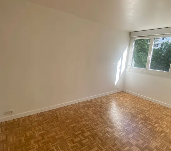 Location Courbevoie Appartement 686ea1fa1c1b
