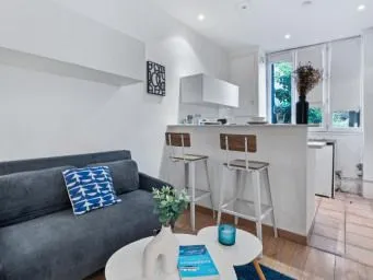 Location Versailles Appartement 686ea4400a5e