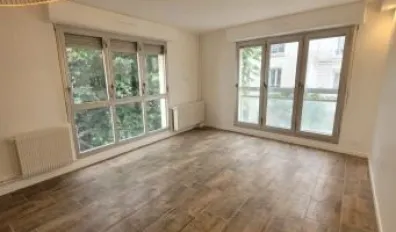 miniatureLocation Paris Appartement 686f98fb16aa2
