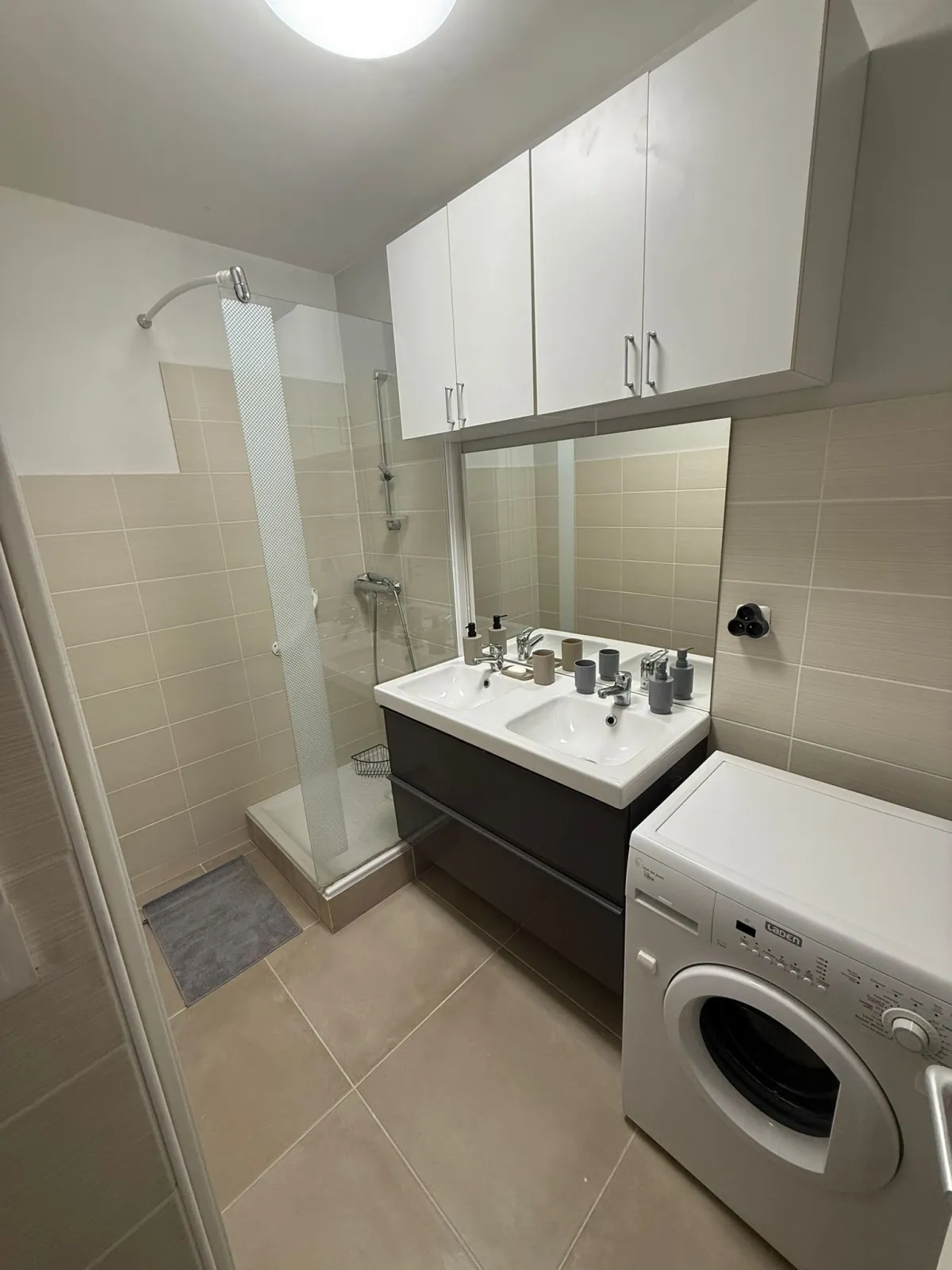 Location Lyon Appartement 686fc0f1c458