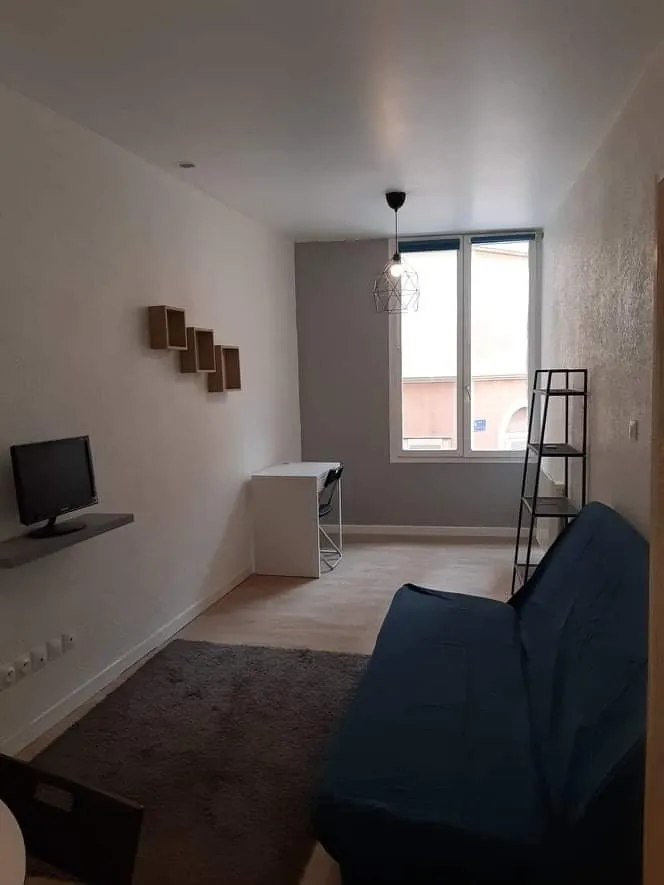 Location Toulon Appartement 68713fd79a7a2
