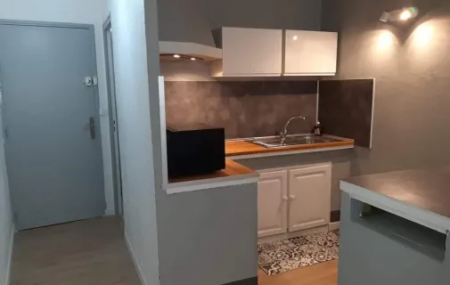 Location Toulon Appartement 68713fd79a7a