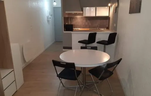 Location Toulon Appartement 68713fd79a7a