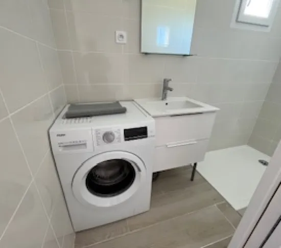 Location Éguilles Appartement 6873c7aa3e0a3