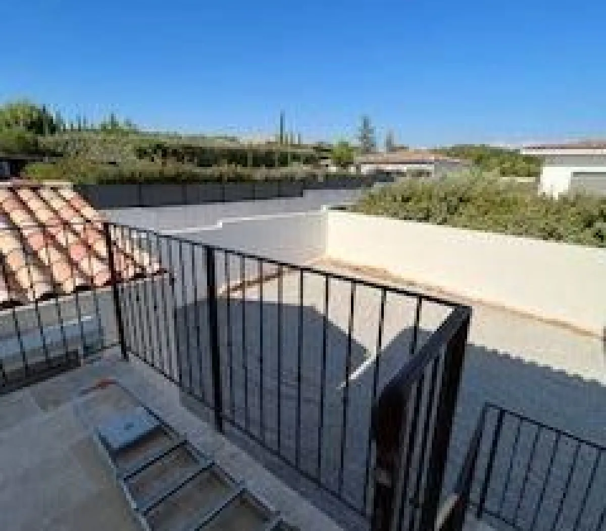 Location Éguilles Appartement 6873c7aa3e0a