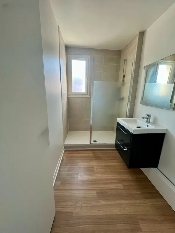 Location Joinville-le-Pont Appartement 687656fd63913