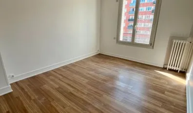 miniatureLocation Joinville-le-Pont Appartement 687656fd63912