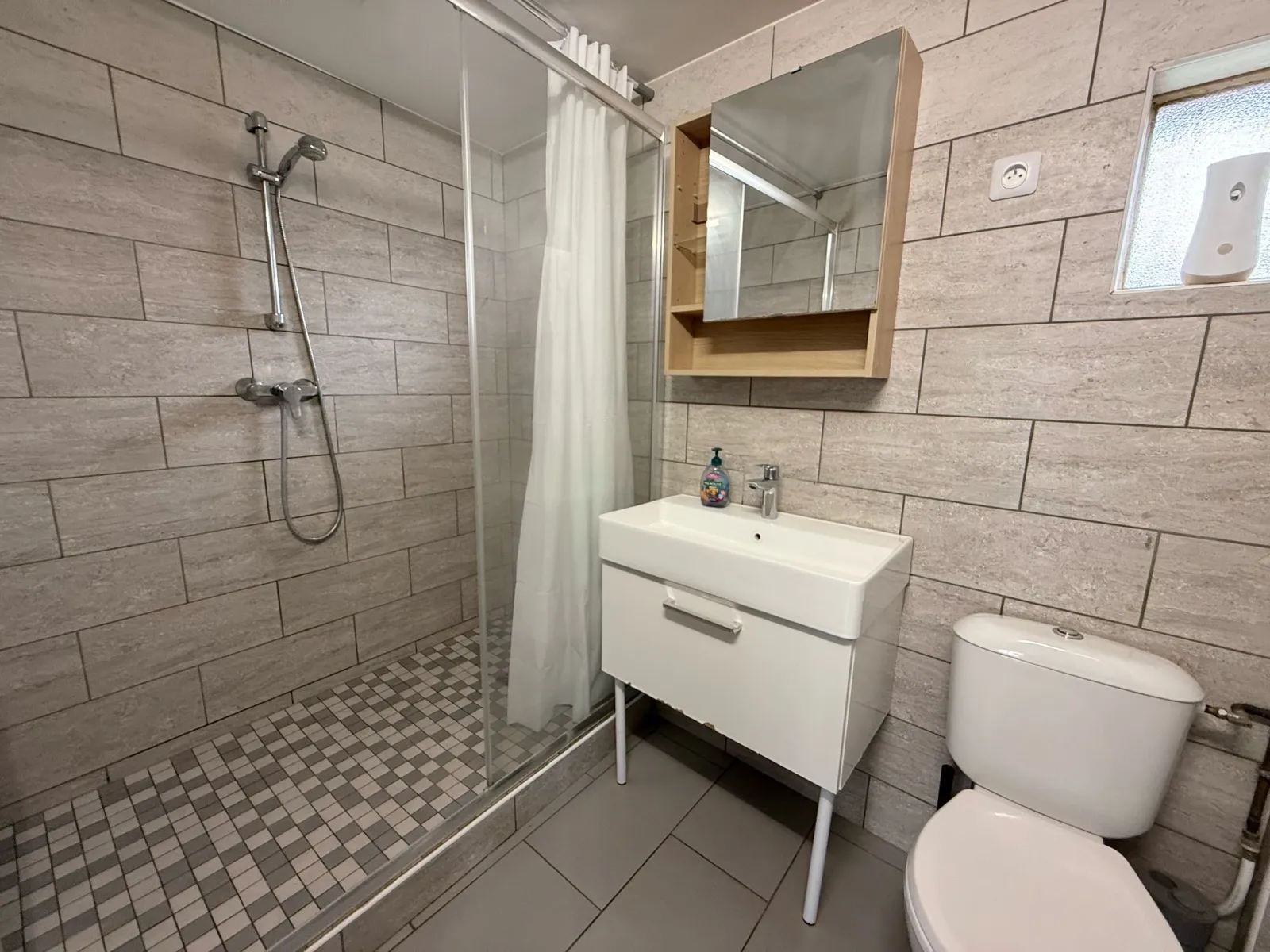 Location Orly Appartement 687964ee6a575