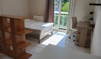 miniatureLocation Tours Appartement 6879f1cf79e32