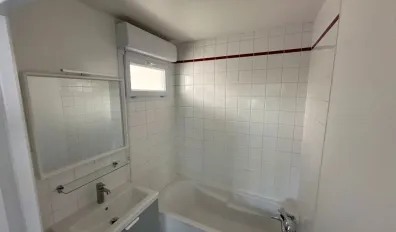 miniatureLocation Clermont-Ferrand Appartement 687a37009f832