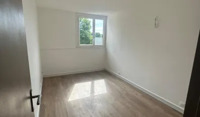 miniatureLocation Montigny-le-Bretonneux Appartement 687c8944c8f12