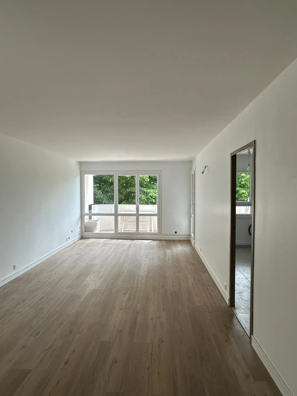 Location Montigny-le-Bretonneux Appartement 687c8944c8f13
