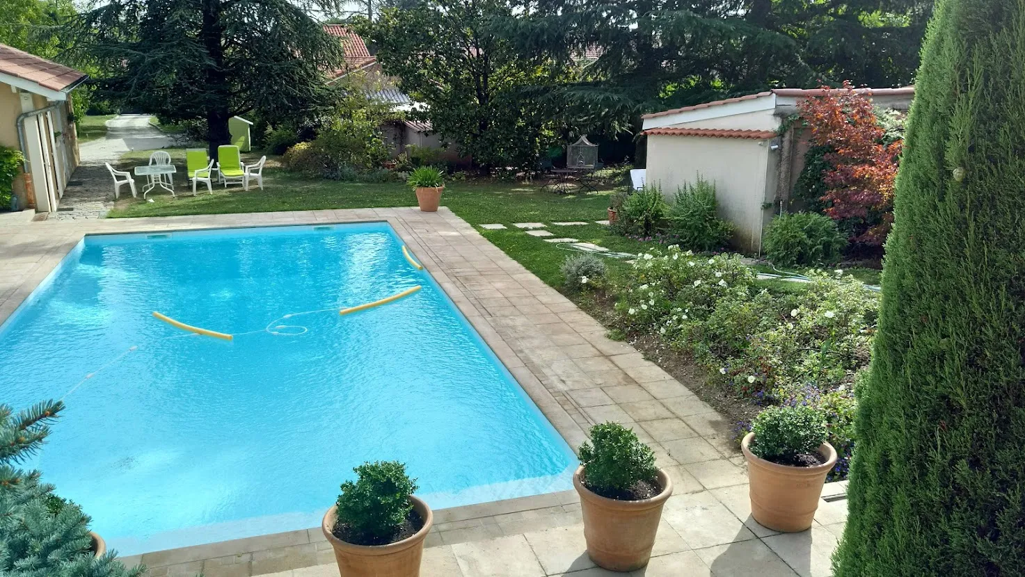 Location Saint-Genis-Laval Maison 687c8fcd95b26