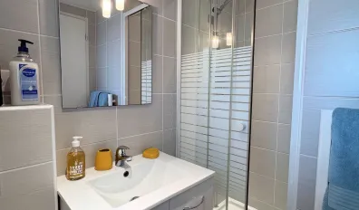 miniatureLocation La Rochelle Appartement 687df08ce1592