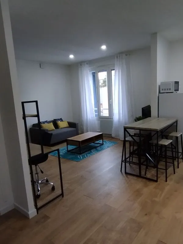 Location Grenoble Appartement 687e13a56a282