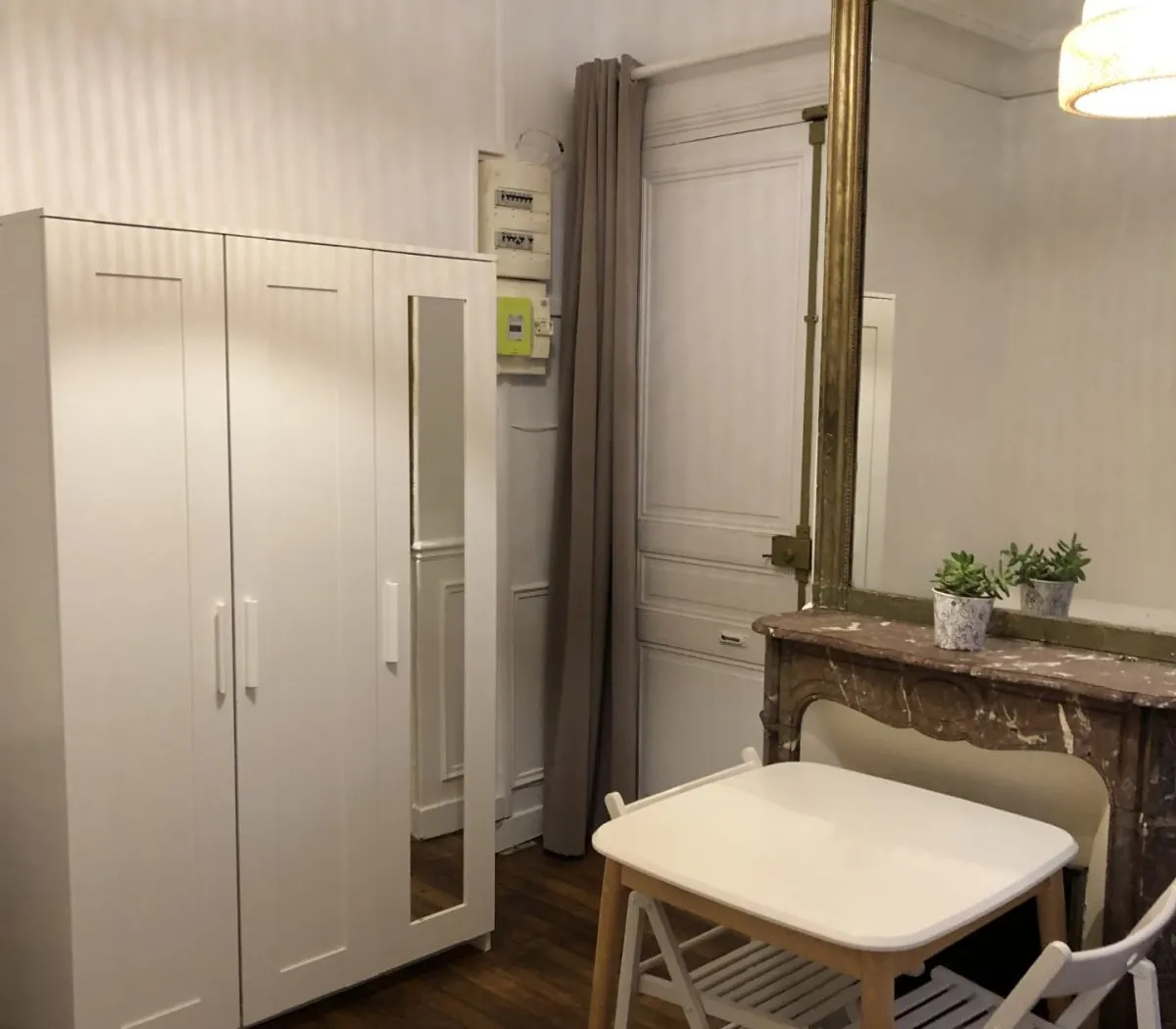 Location Paris Appartement 687e49701819