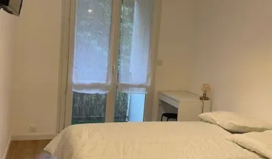 miniatureLocation Rennes Chambre 687ed70556632