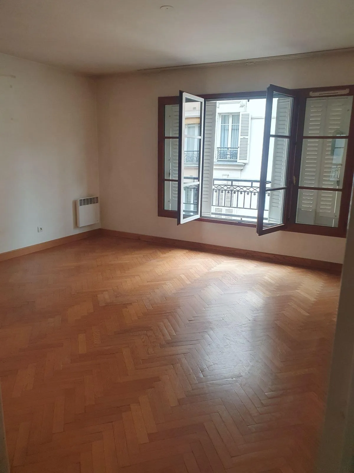 Location Paris Appartement 6881b5bb4a1e